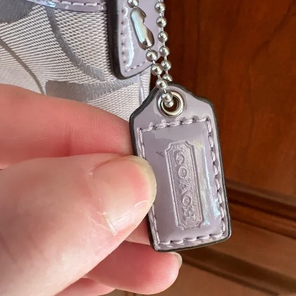 Coach Signature Swingback Crossbody Bag - Picture 2 of 11